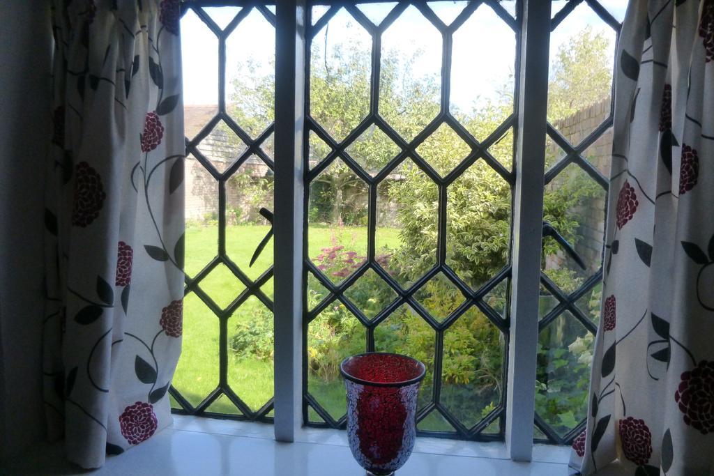 Strawberry Cottage B&B Hedge End Rum bild