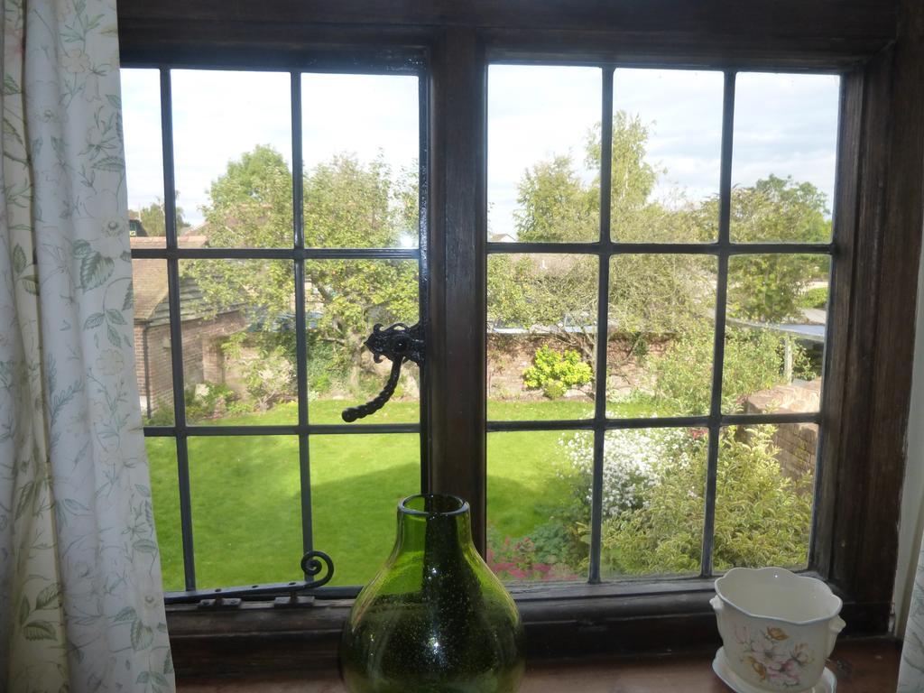 Strawberry Cottage B&B Hedge End Rum bild