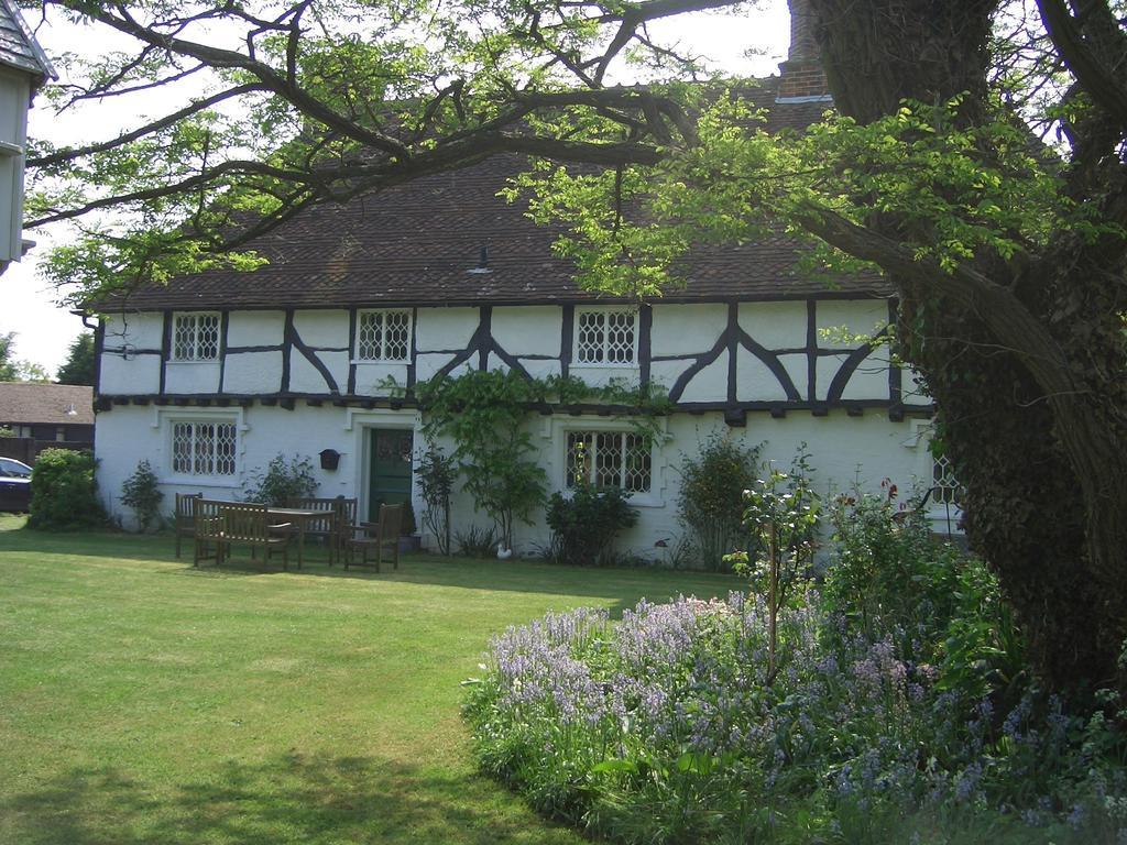 Strawberry Cottage B&B Hedge End Exteriör bild