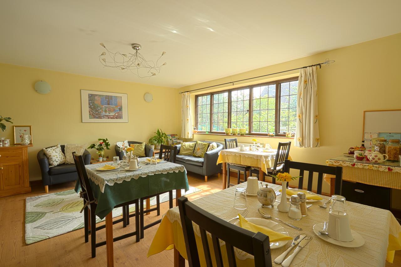Strawberry Cottage B&B Hedge End Exteriör bild